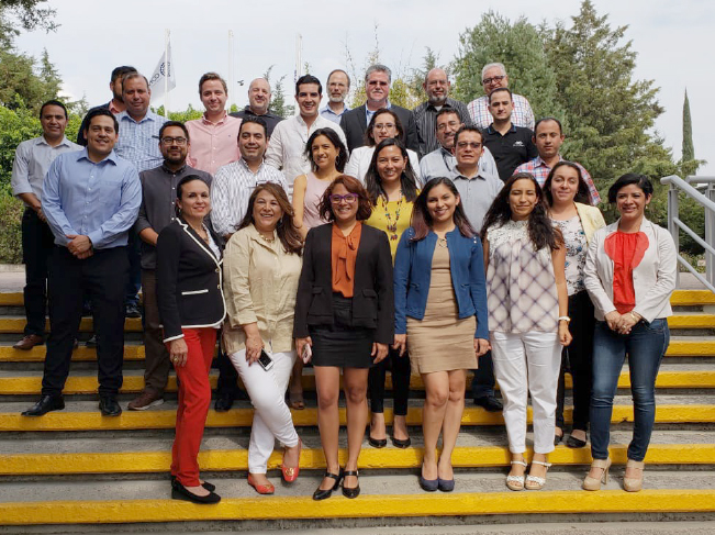 Expertos del Proceso de Inmersión Internacional, Equipo CEVINTEQ, CIDESI e Invitados locales del Ecositema como CIC-UTEQ, CECyTEQ, SEJUVE, entre otros (CIDESI Querétaro, 2019). 